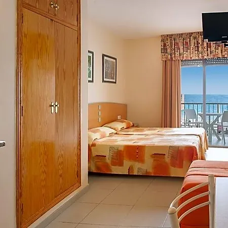 Estudios Rh Sol Apartman *
